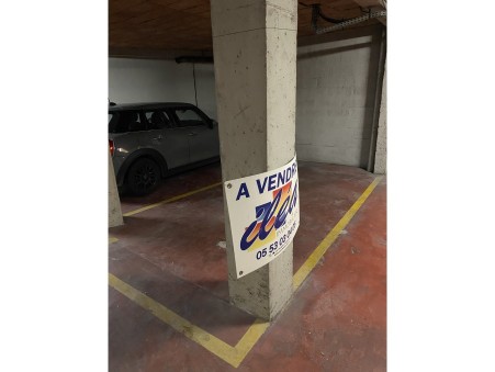 Vente parking PERIGUEUX 7 700  €