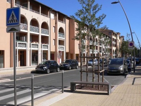 Vends local les angles 66 000  €