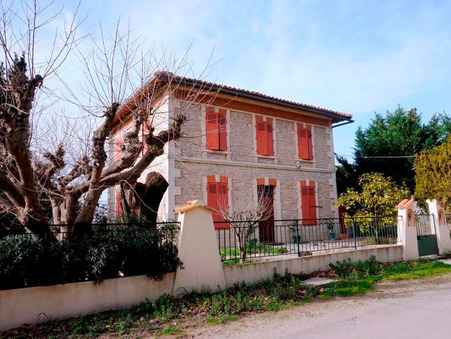 A vendre maison SAINTES-MARIES-DE-LA-MER  365 000  €