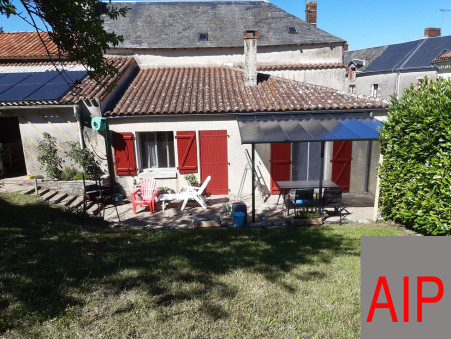 Vente maison POUZAUGES  158 250  €