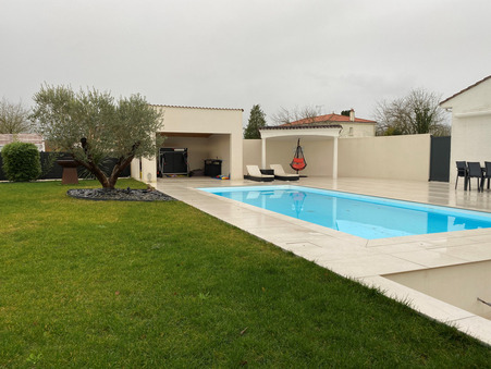 vente maison La Roche-sur-Yon  599 900  € 210 mï¿½