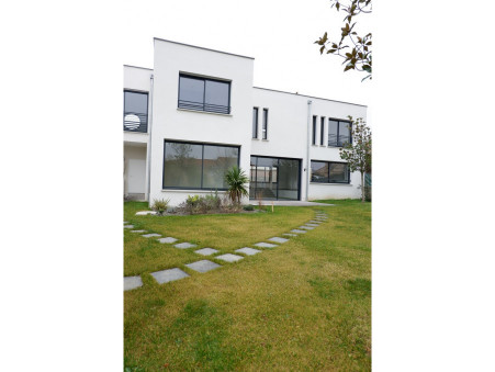 Loue maison TOULOUSE 2 500  €