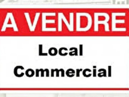 A vendre local mourenx  100 000  €