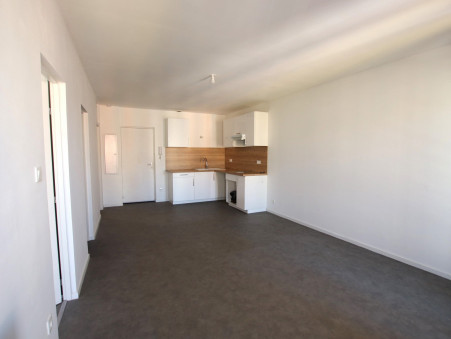 Louer appartement TOULON  685  €