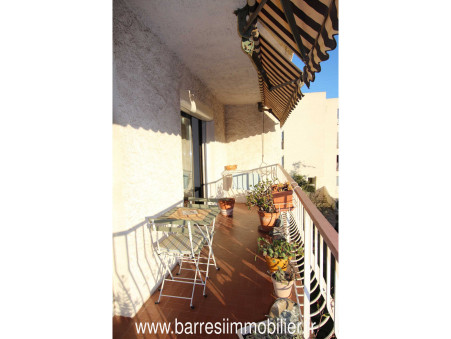 Location appartement TOULON  980  €