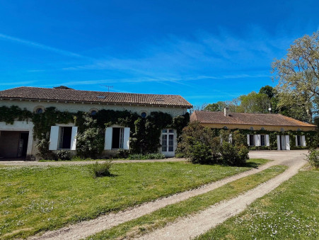 vente maison Saint-Aubin-de-Cadelech  703 500  € 462 mï¿½