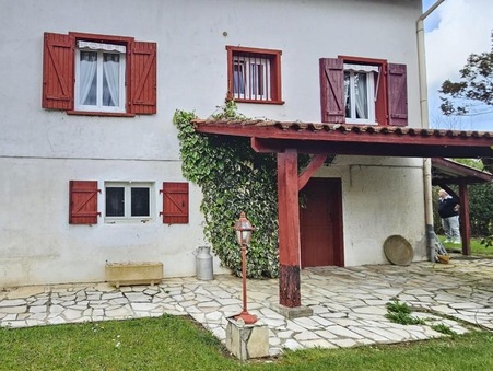 vente maison Saint-PÃ©e-sur-Nivelle 490000 €