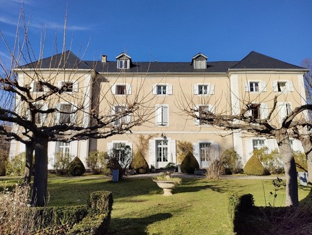 vente chateau FOIX  895 000  € 500 m²