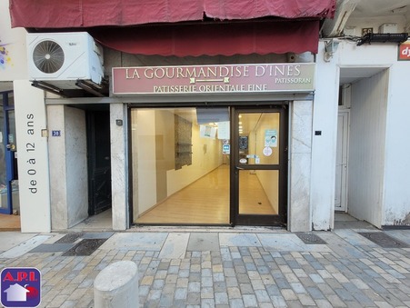 location local PAMIERS  300  € 35.58 m²