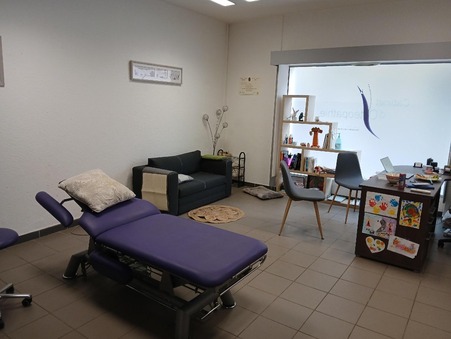 location local Pierrelatte 870 €