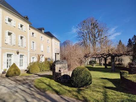vente chateau FOIX  895 000  € 500 m²