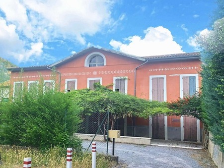 vente immeuble Digne-les-Bains  374 000  € 397 m²