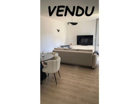 Vends appartement VENISSIEUX  159 000  €