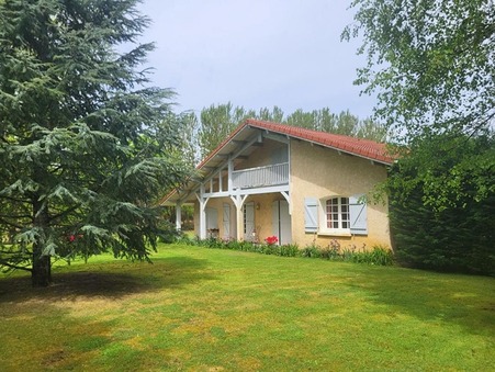 Achat maison Saint-Julien-en-Born  380 000  €