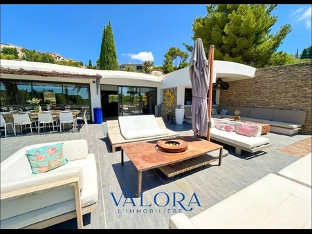 location maison Le Castellet 8000 €