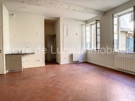 Louer appartement NIMES  420  €