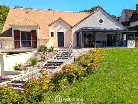 vente maison Saint-Sauveur-sur-Ecole  636 000  € 140 m²