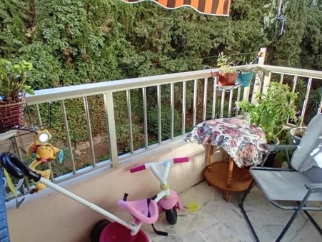 Achète appartement Le Cannet  148 000  €