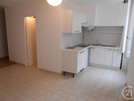 A louer appartement foix  320  €