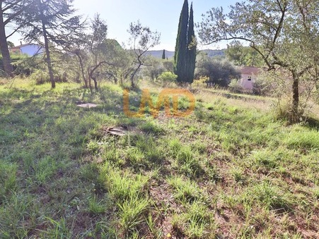 Achète terrain Le Val  190 000  €