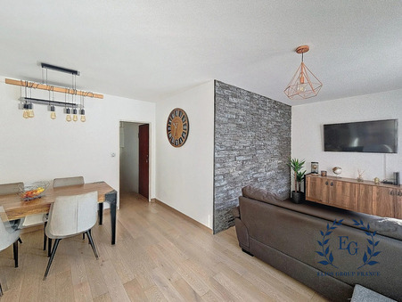 Vente appartement Aubagne  196 000  €