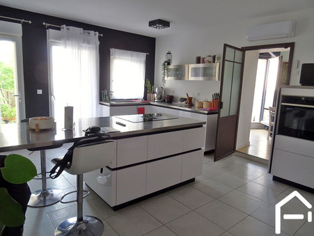 Vends appartement poussan  410 000  €