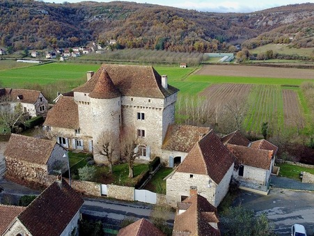 vente chateau AMBEYRAC  884 000  € 370 m²