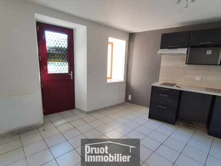 location appartement Saint geniez d'olt et d'aubrac 215 €