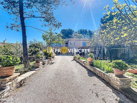 vente maison Saint-Savournin 599000 €