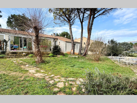 Vends maison Châteauneuf-le-Rouge  580 000  €