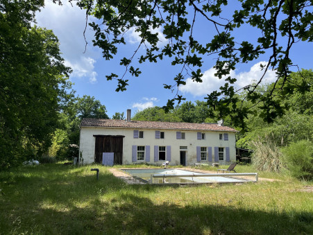 Vendre propriete VENDAYS MONTALIVET  395 000  €