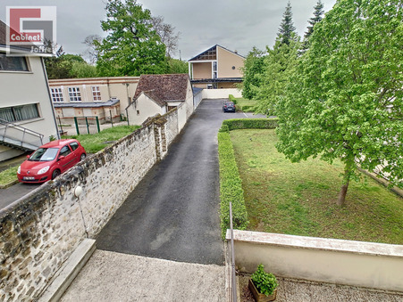 location parking Fontainebleau 85 €
