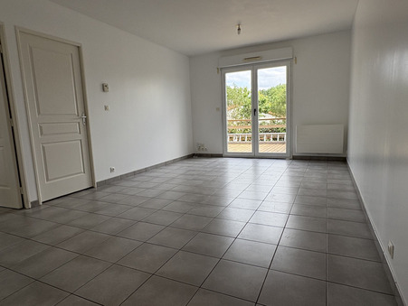 location maison Les Herbiers 820 €
