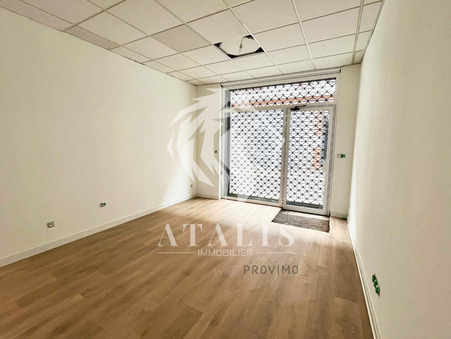 Acheter local Vinay 86 000  €