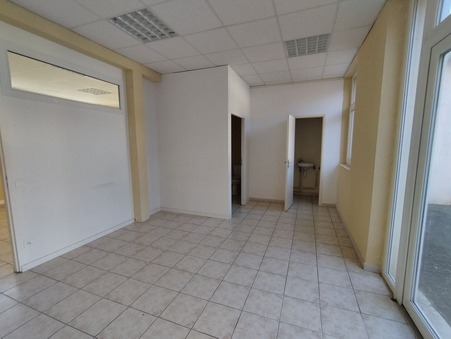 vente professionnel CAHORS 206700 €