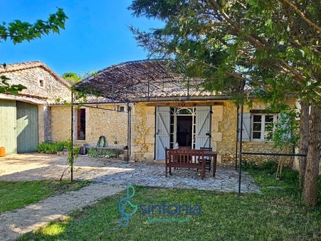 A vendre maison LUSSAN  595 000  €