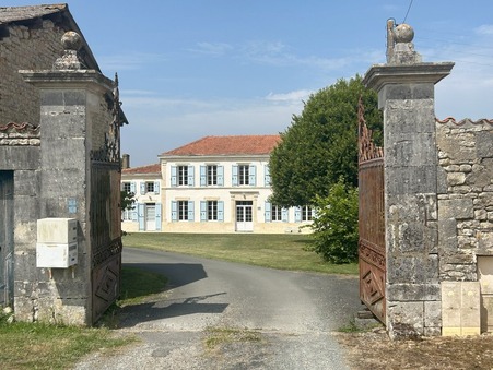 Acheter maison TONNAY BOUTONNE  474 000  €