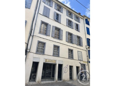 location appartement foix  330  € 19 m²