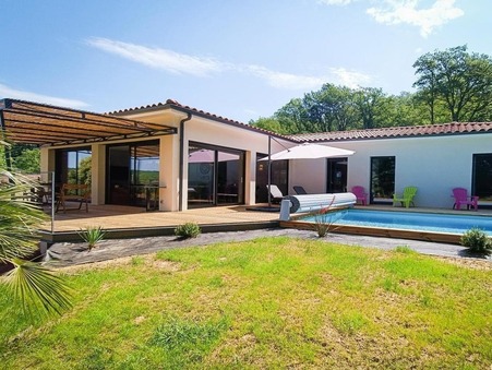 vente neuf FIGEAC  415 000  € 127 m²