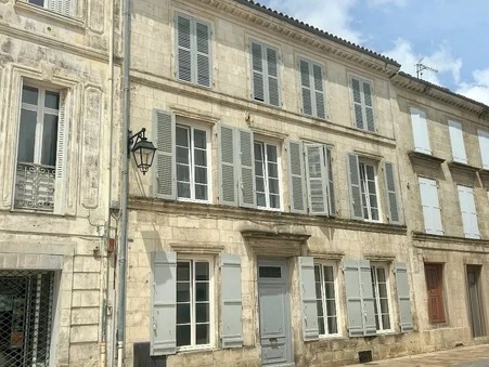 vente maison SAINT JEAN D'ANGELY 453000 €