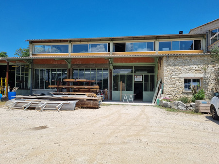 A vendre local Apt 61 000  €