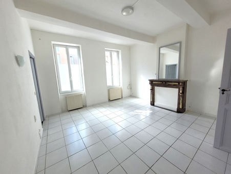 location maison Coursan 695 €