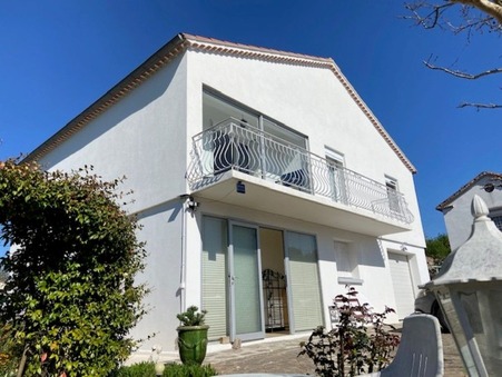 A vendre maison SAINT JULIEN LES ROSIERS  253 000  €