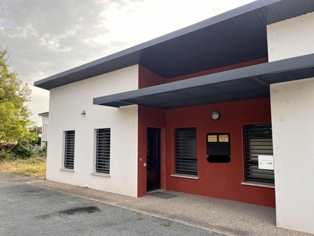 location local ALBI  950  € 80 m²