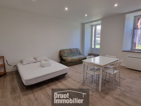 location appartement Saint geniez d'olt et d'aubrac 375 €
