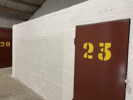 location parking MEYRARGUES  120  € 6 m²