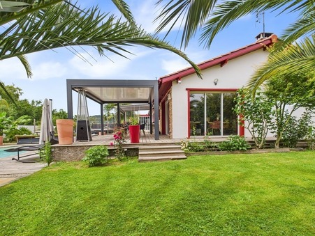 A vendre maison CAMBO LES BAINS  550 000  €