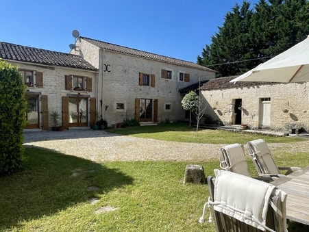 vente maison SAINT PIERRE DE JUILLERS  589 000  € 560 mï¿½