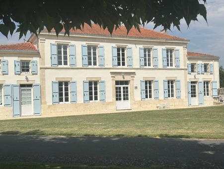 Acheter maison TONNAY BOUTONNE  453 000  €