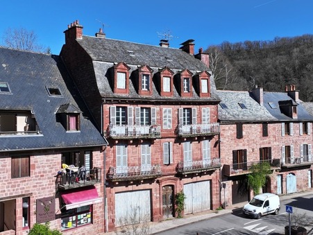 Vends immeuble VILLECOMTAL 90 000  €